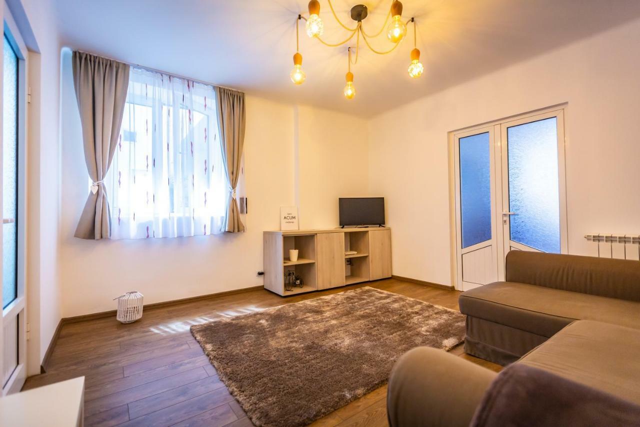Central Apartment Braşov Dış mekan fotoğraf